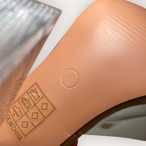 PrettyLittleThing Women’s 6 Tan Clear Block Sandal Heel - Picture 9 of 9